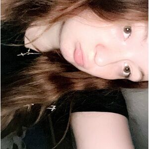 Meet your Posher, Shelly